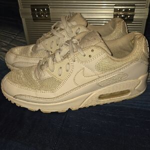 Nike Air Max 90s- Women 8.5